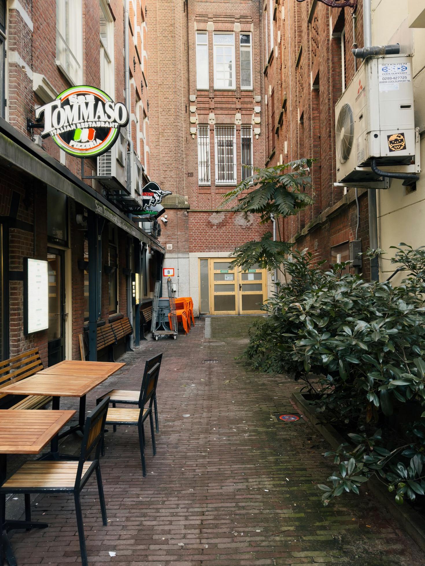 Primeverdictagency Bistro cozy outdoor seating